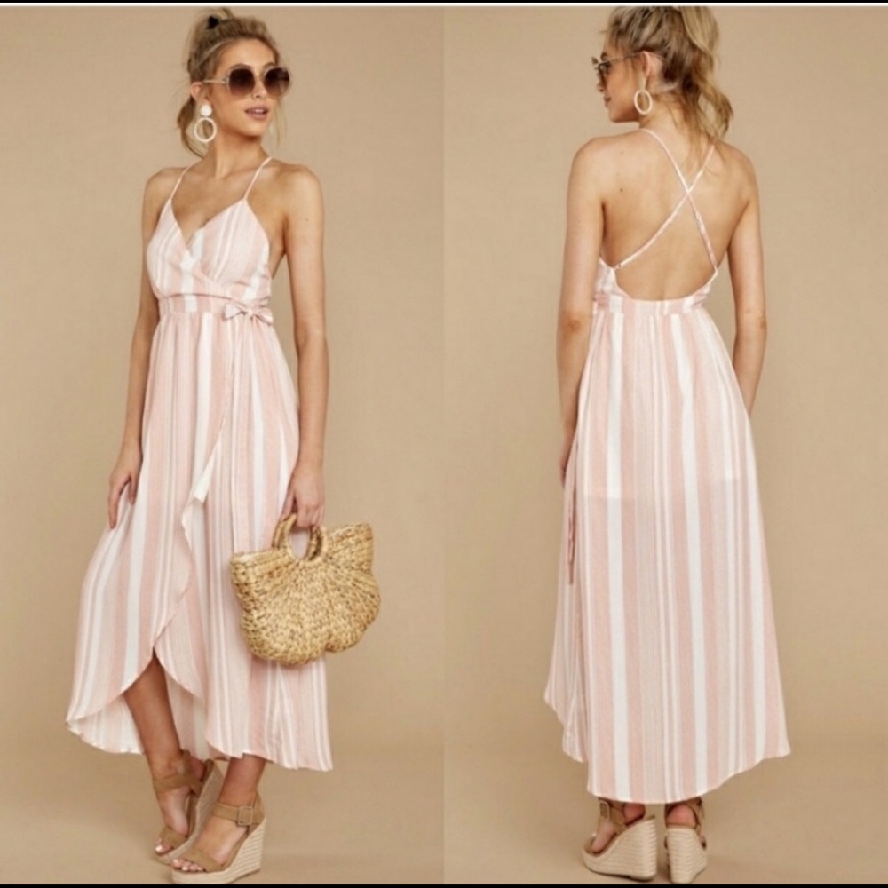 🌹SALE- Pretty Pink and White Wrap Dress